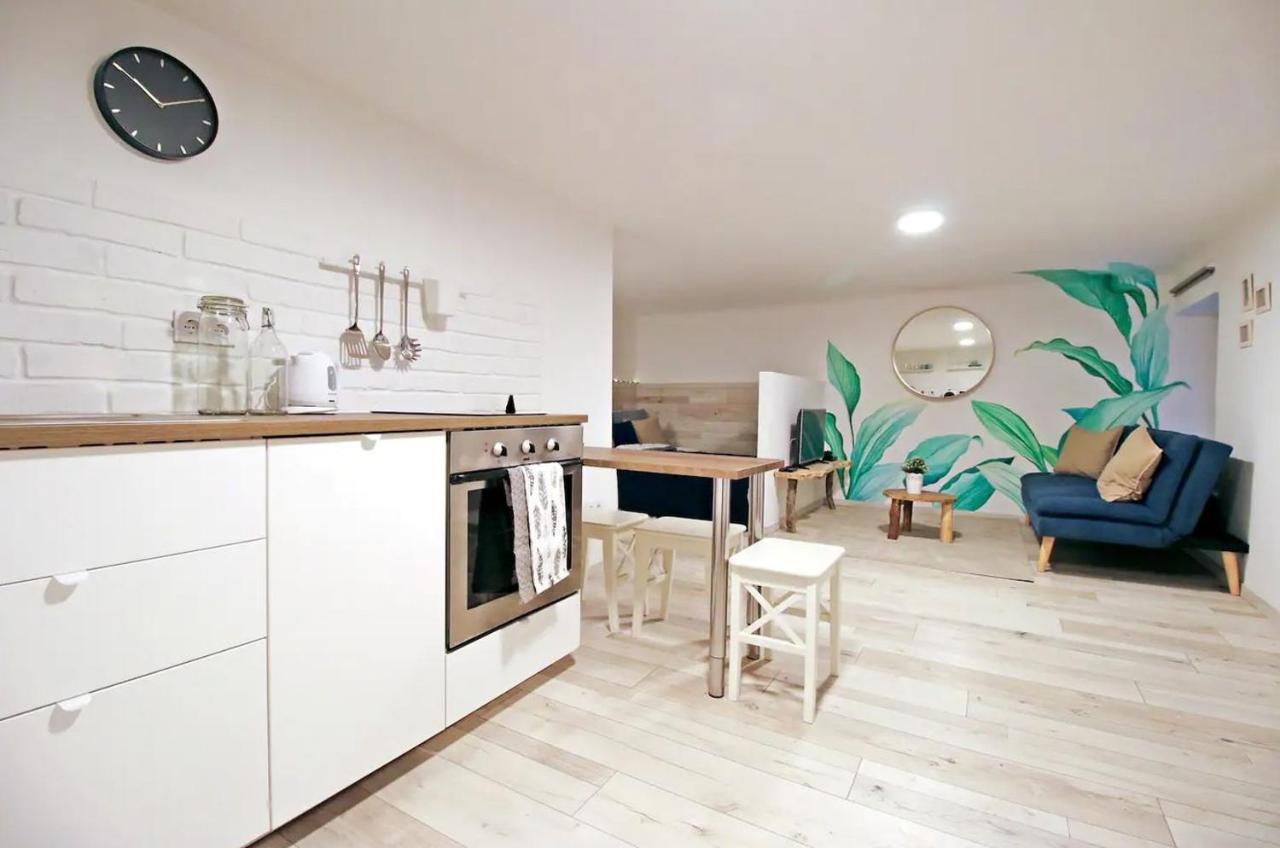 Cosy Cottage - Cheerful Apartment In The Center بودابست المظهر الخارجي الصورة